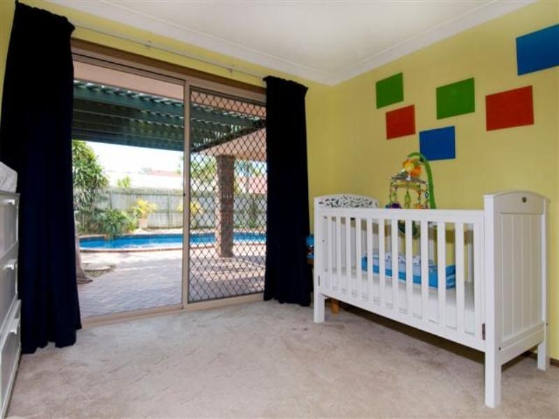 13 Arpege Crescent, Eight Mile Plains QLD 4113