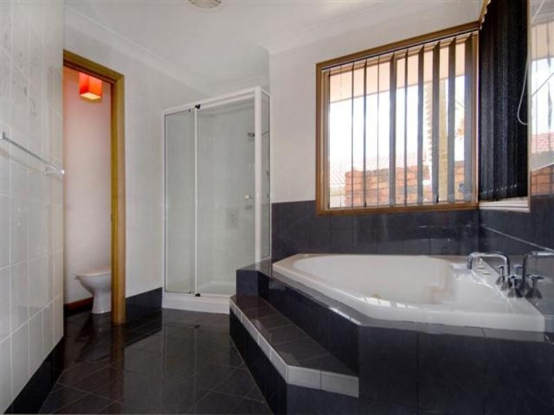 13 Arpege Crescent, Eight Mile Plains QLD 4113