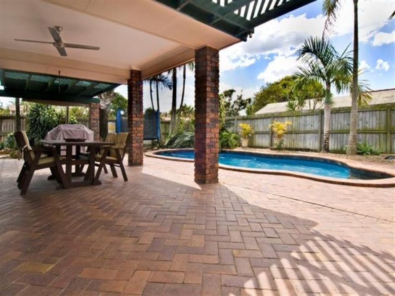 13 Arpege Crescent, Eight Mile Plains QLD 4113