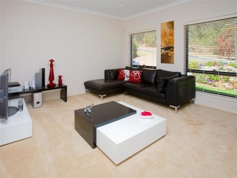 86 Tristania Way, Mount Gravatt East QLD 4122