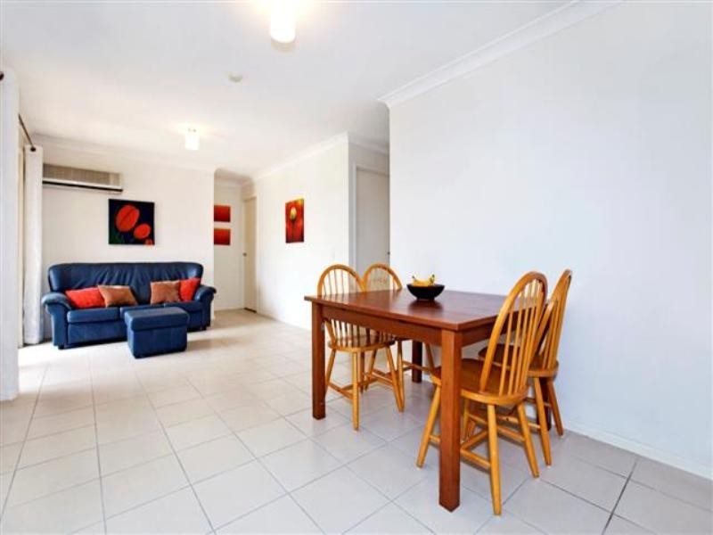 63 Goorari Street, Eight Mile Plains QLD 4113