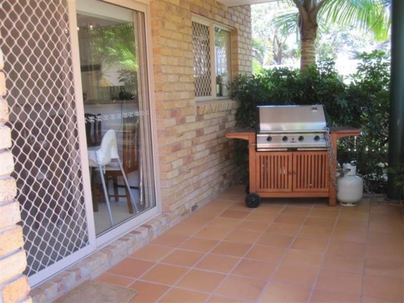 2/81 French Street, Coorparoo QLD 4151