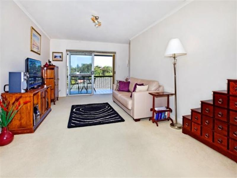 4/21 Embie Street, Holland Park West QLD 4121