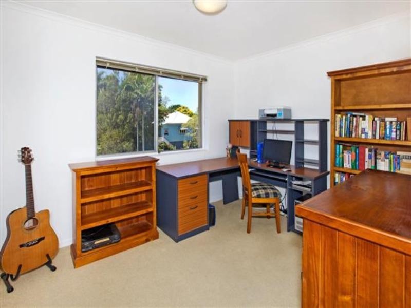 4/21 Embie Street, Holland Park West QLD 4121