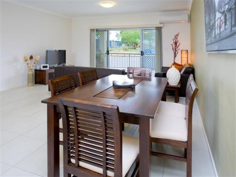 4/19 Ridge Street, Greenslopes QLD 4120