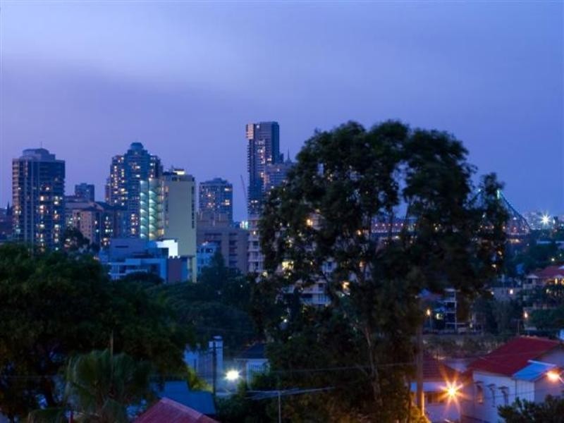 7/12 Hanworth Street, East Brisbane QLD 4169