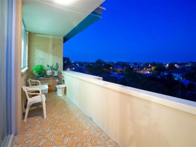 7/12 Hanworth Street, East Brisbane QLD 4169