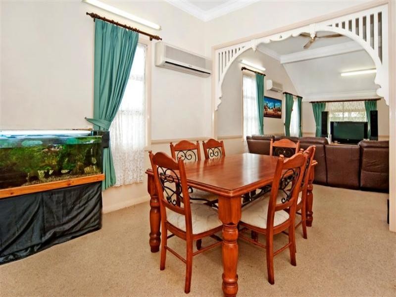 38 Sunshine Avenue, Tarragindi QLD 4121