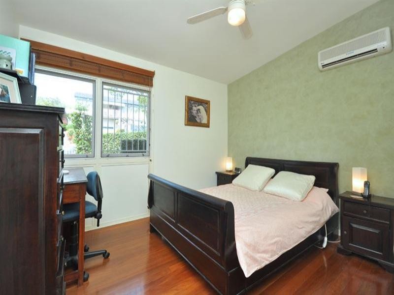 20 Wunulla Street, Mount Gravatt East QLD 4122