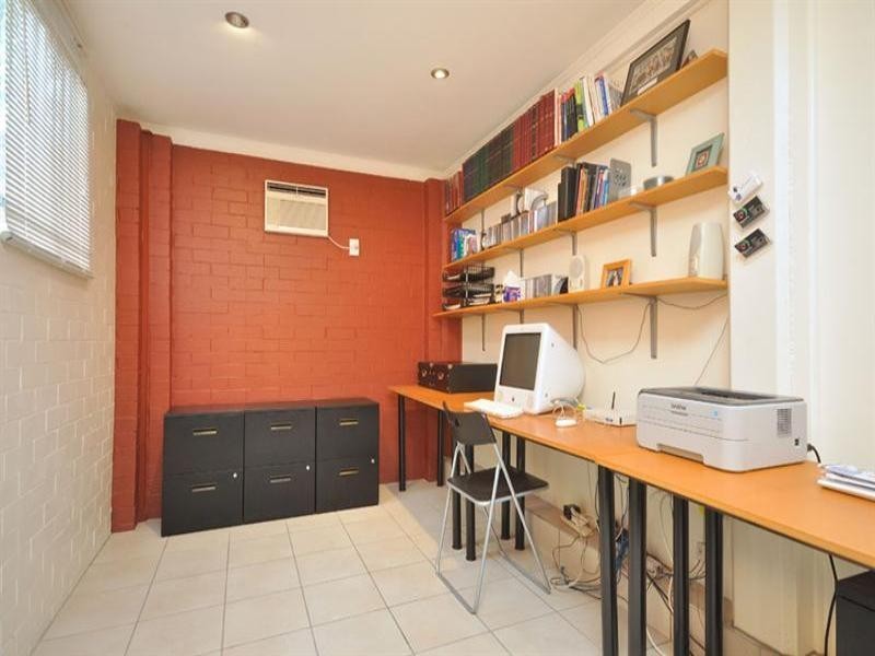 20 Wunulla Street, Mount Gravatt East QLD 4122