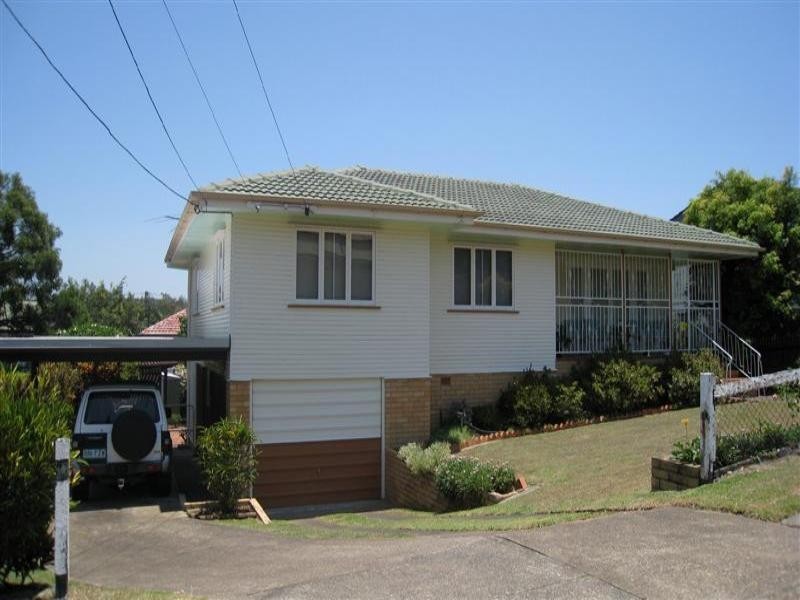 23 Sebring Street, Holland Park West QLD 4121