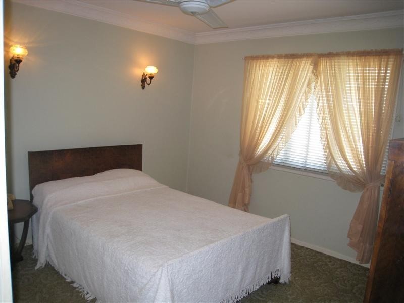 23 Sebring Street, Holland Park West QLD 4121