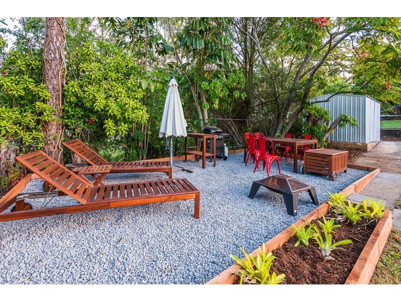 391 Nursery Road, Holland Park QLD 4121