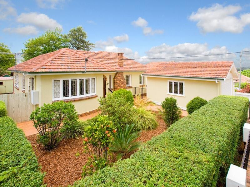 22 Ontario Street, Holland Park West QLD 4121