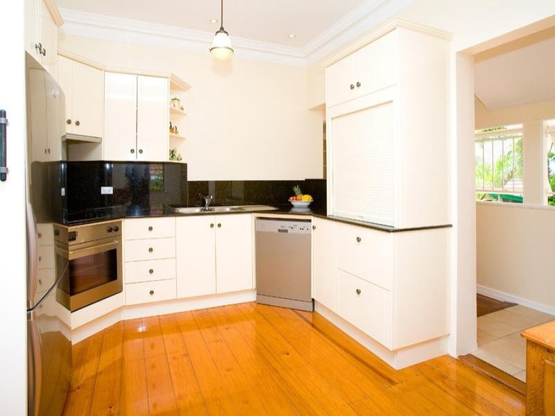 22 Ontario Street, Holland Park West QLD 4121