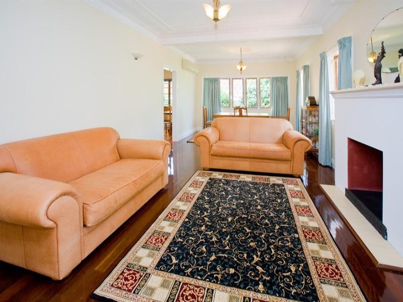 22 Ontario Street, Holland Park West QLD 4121