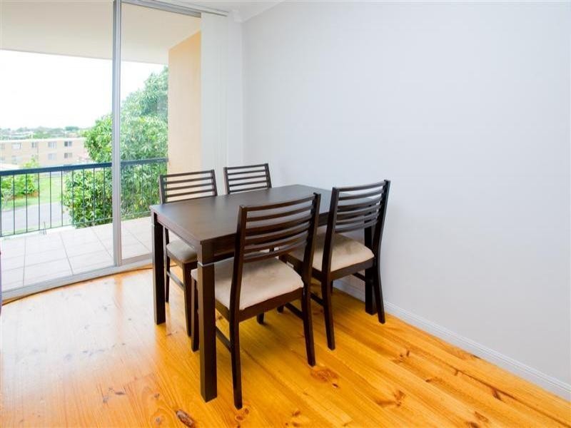 8/12 Birdwood Street, Coorparoo QLD 4151