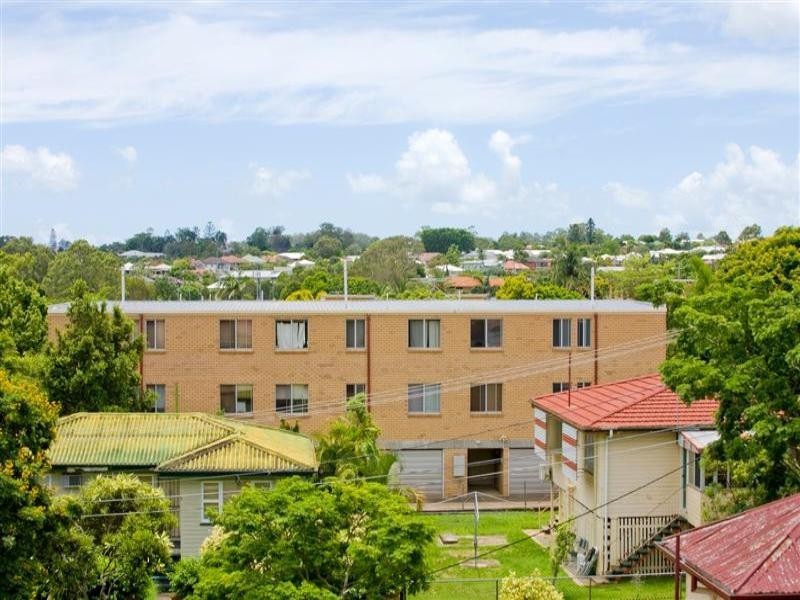 8/12 Birdwood Street, Coorparoo QLD 4151