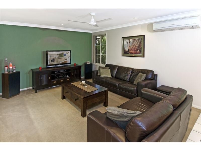 32 Timaru Crescent, Eight Mile Plains QLD 4113