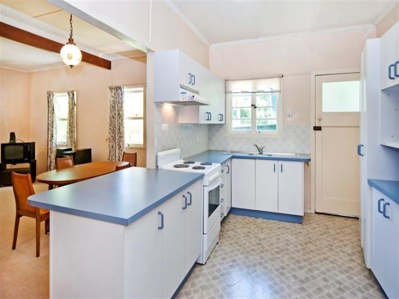 34 Elgar Street, Holland Park QLD 4121