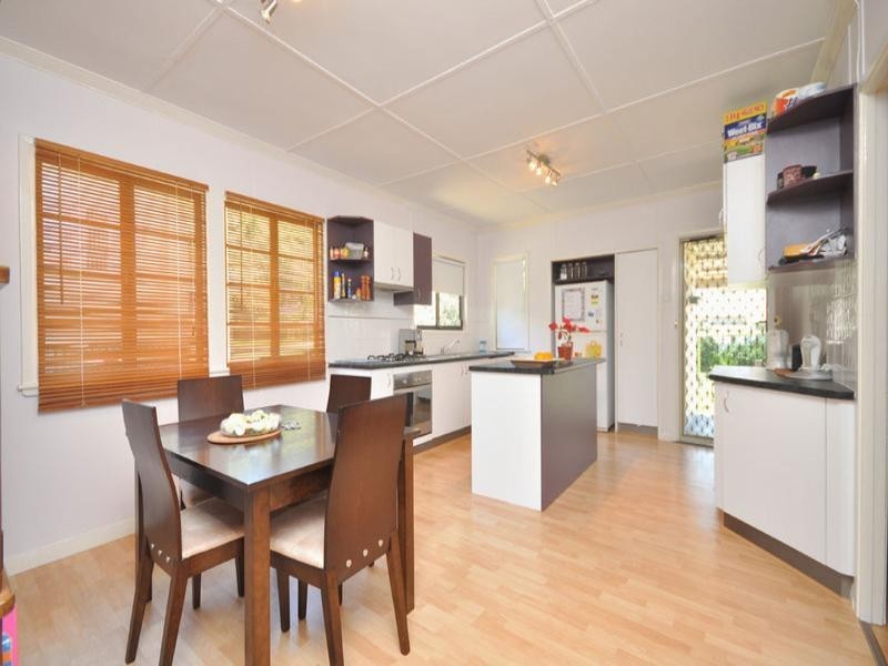 23 Foxglove Street, Mount Gravatt East QLD 4122