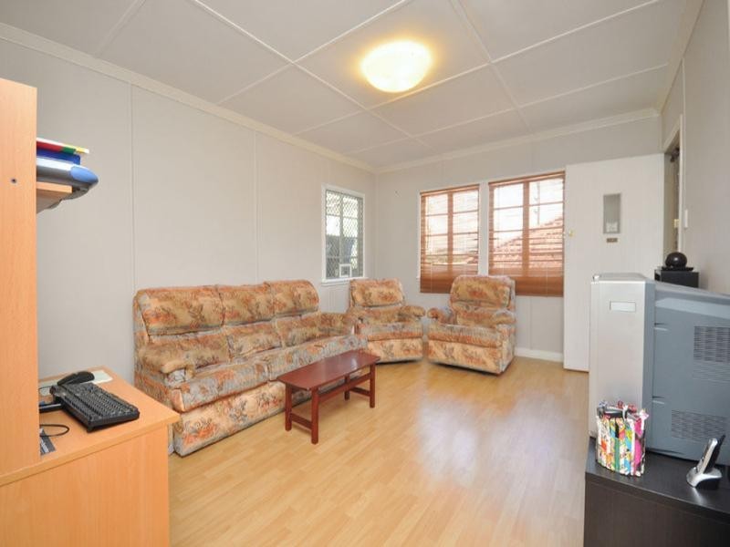 23 Foxglove Street, Mount Gravatt East QLD 4122