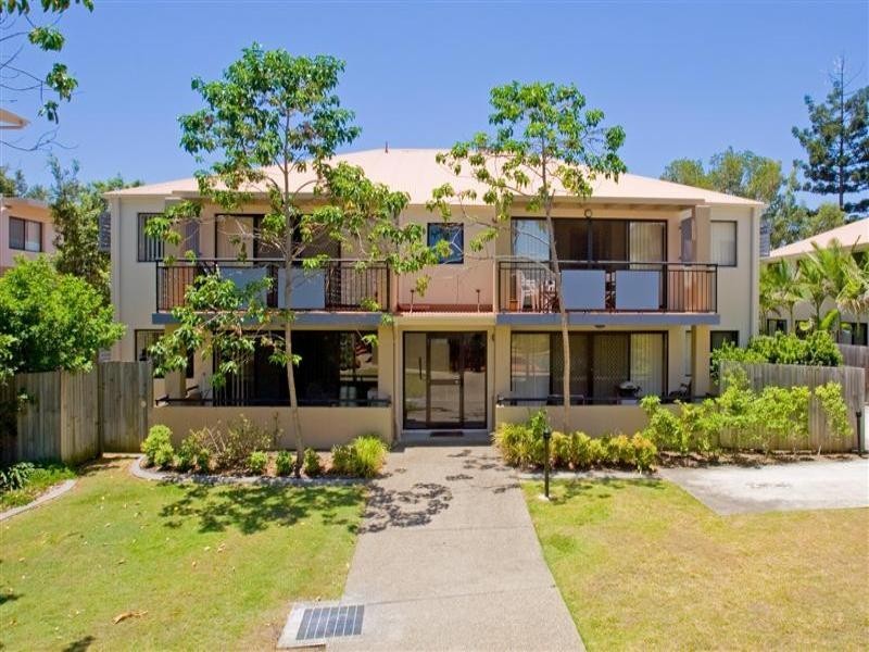 20/55 Harries Road, Coorparoo QLD 4151