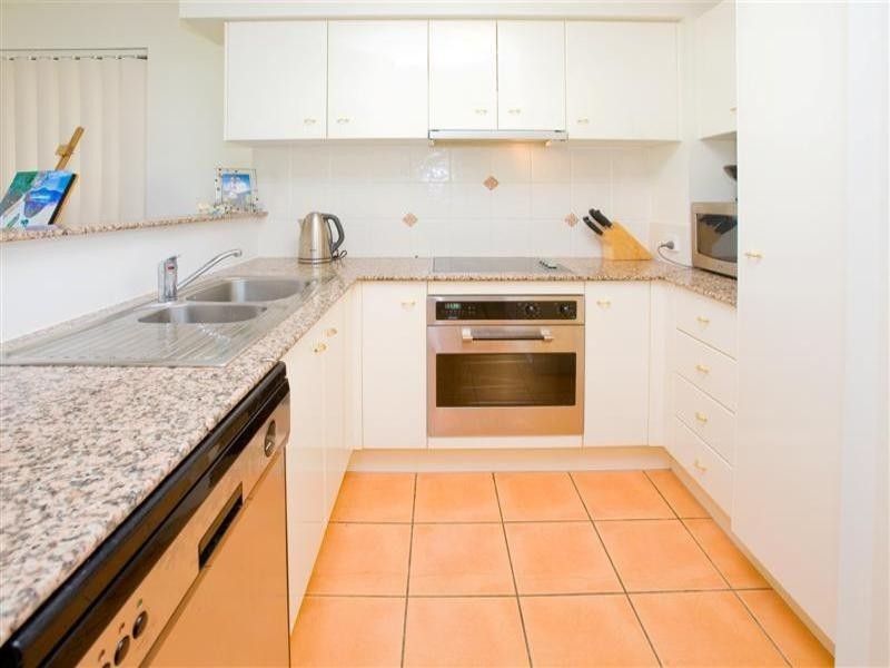 20/55 Harries Road, Coorparoo QLD 4151