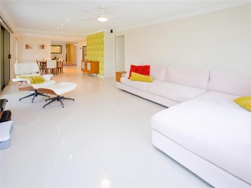 23 Bassett Street, Holland Park QLD 4121