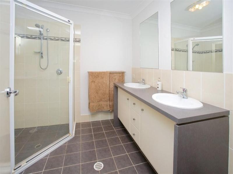 110 Tristania Way, Mount Gravatt East QLD 4122