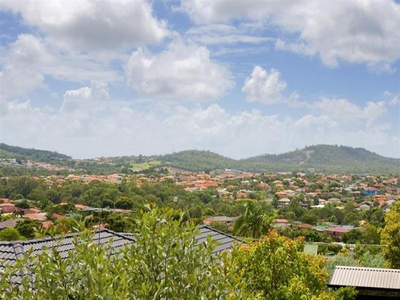 110 Tristania Way, Mount Gravatt East QLD 4122