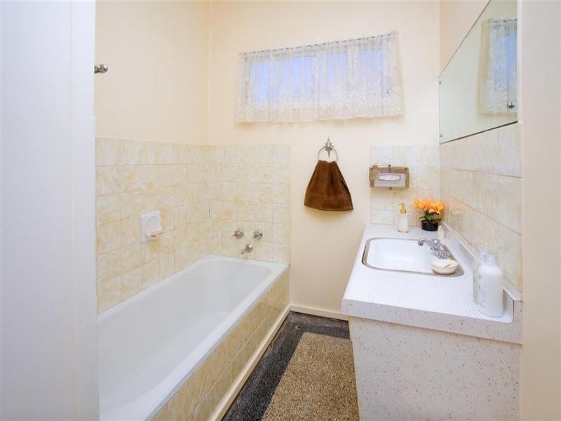 131 Laura Street, Tarragindi QLD 4121