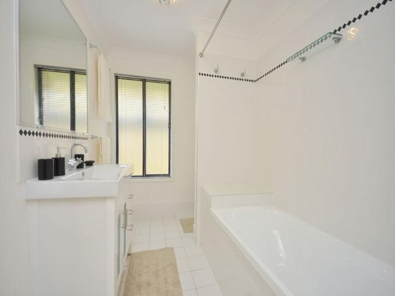 65 Ballarat Street, Mount Gravatt East QLD 4122