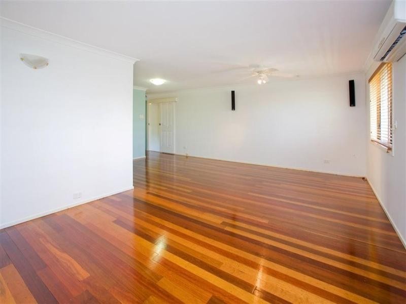 22 Brockhouse Street, Upper Mount Gravatt QLD 4122