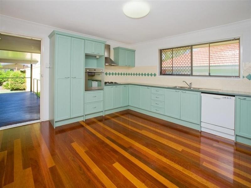 22 Brockhouse Street, Upper Mount Gravatt QLD 4122