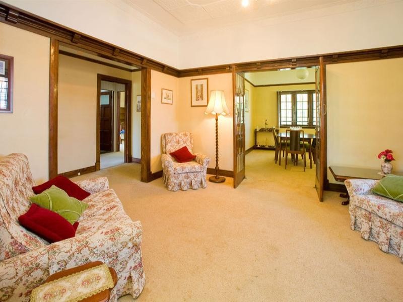 14 Ontario Street, Holland Park West QLD 4121