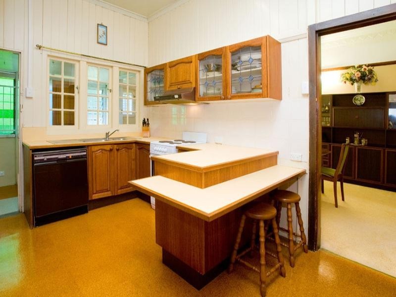 14 Ontario Street, Holland Park West QLD 4121