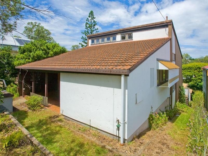 49 Waverley Road, Camp Hill QLD 4152