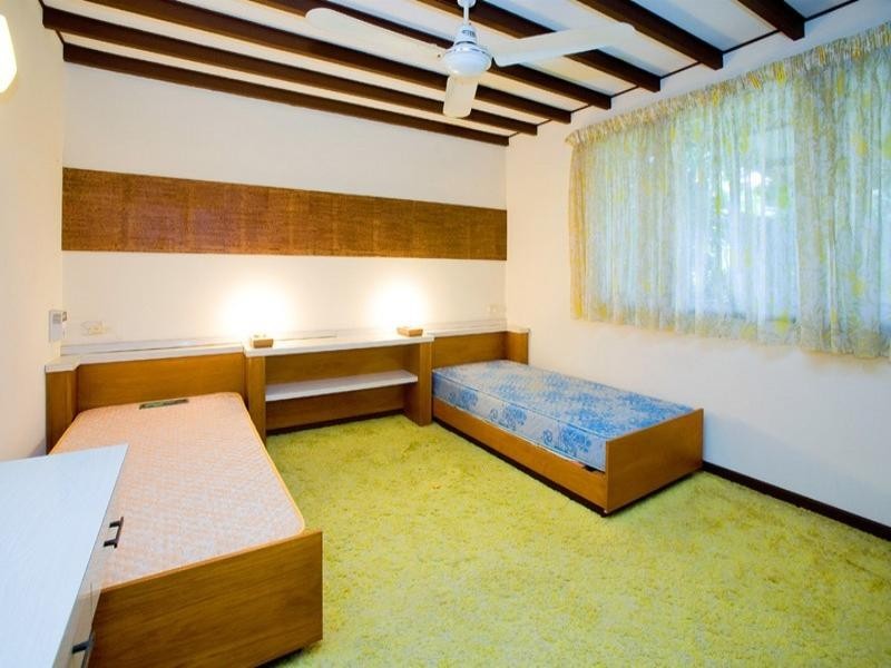 49 Waverley Road, Camp Hill QLD 4152