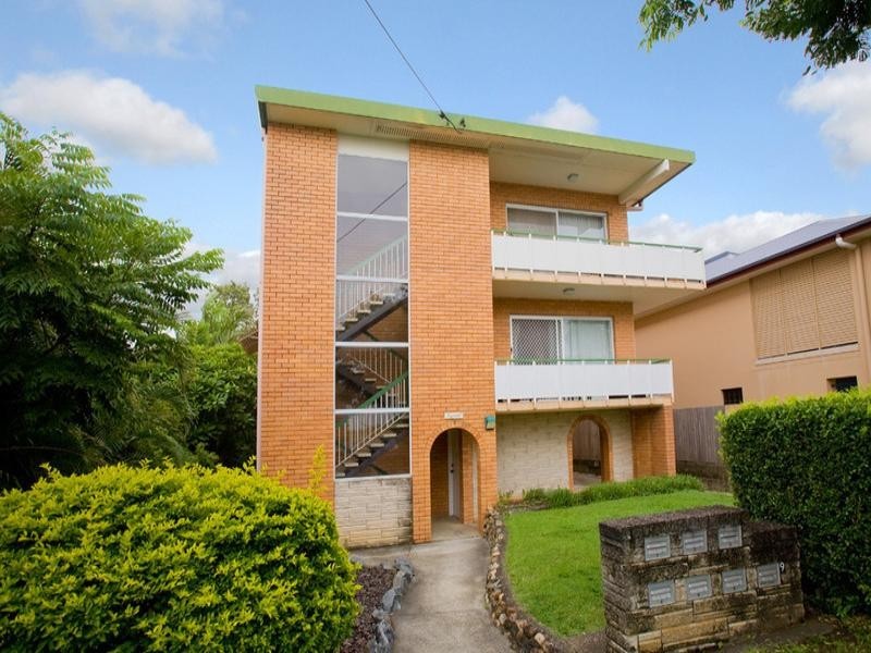 3/9 Robertson Avenue, Greenslopes QLD 4120