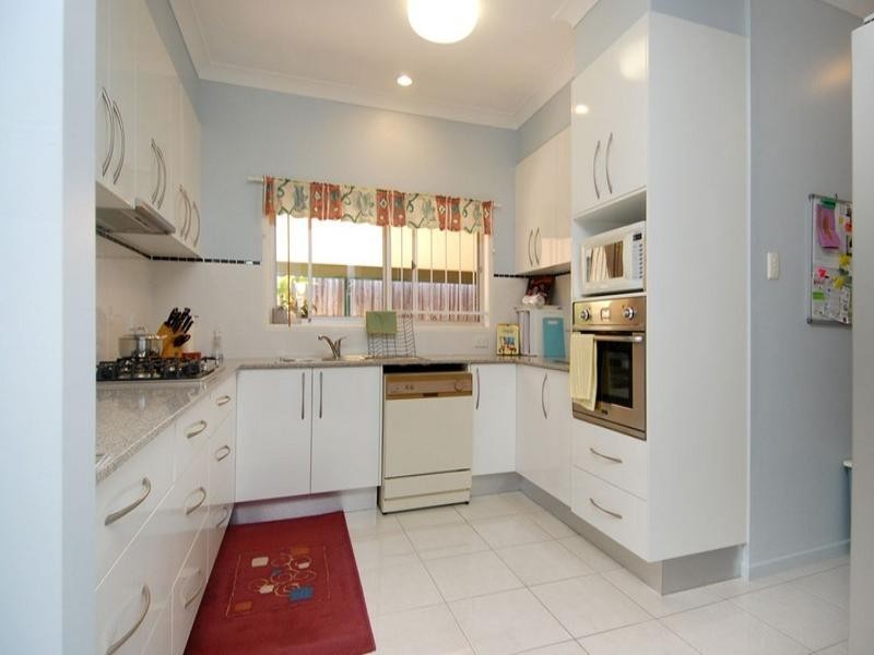 57 Waverley Road, Camp Hill QLD 4152