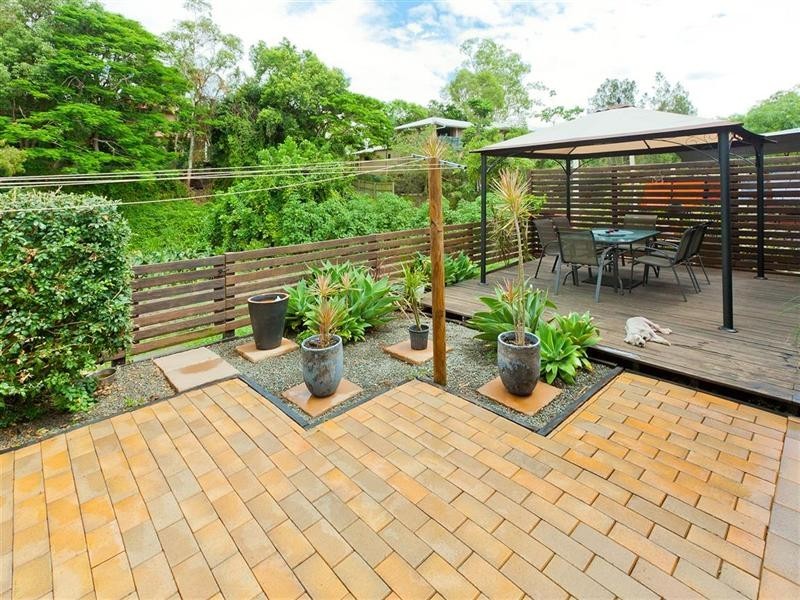 4/5 Woodford Street, Holland Park West QLD 4121
