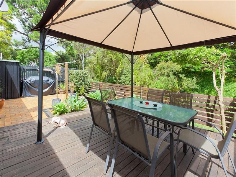 4/5 Woodford Street, Holland Park West QLD 4121