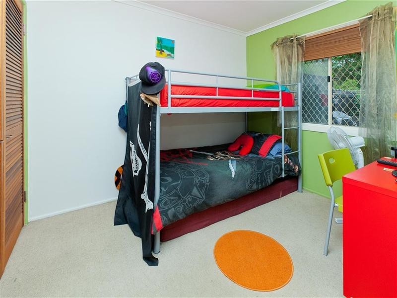 4/5 Woodford Street, Holland Park West QLD 4121