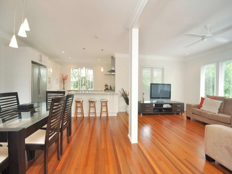 15 Lymm Street, Mount Gravatt East QLD 4122