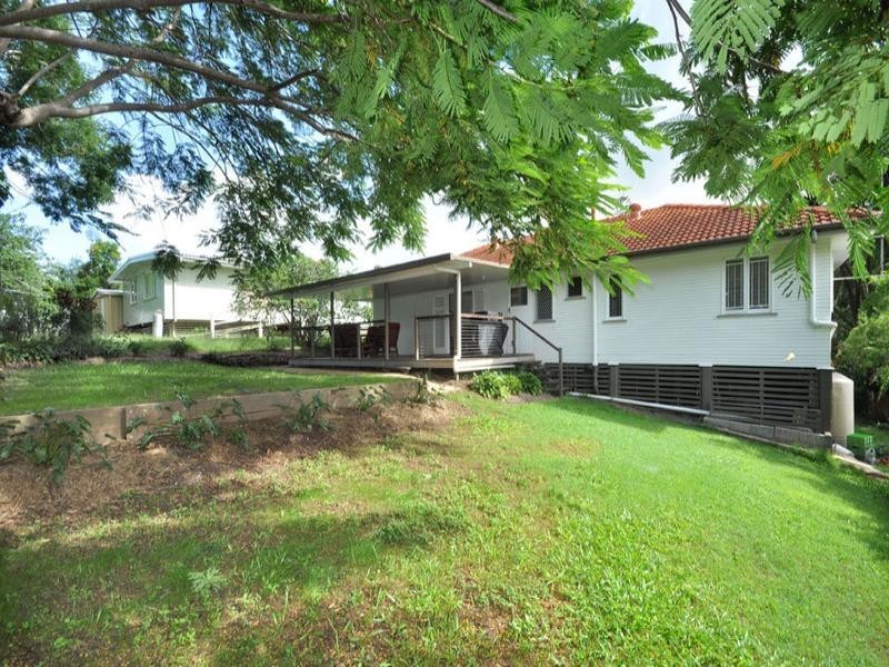 15 Lymm Street, Mount Gravatt East QLD 4122