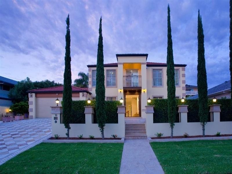 13 Turnberry Place, Carindale QLD 4152