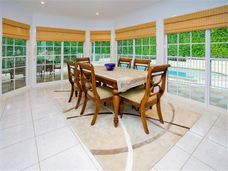 13 Turnberry Place, Carindale QLD 4152