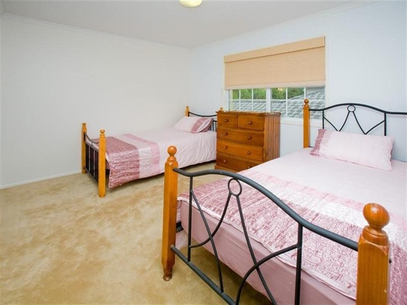 13 Turnberry Place, Carindale QLD 4152