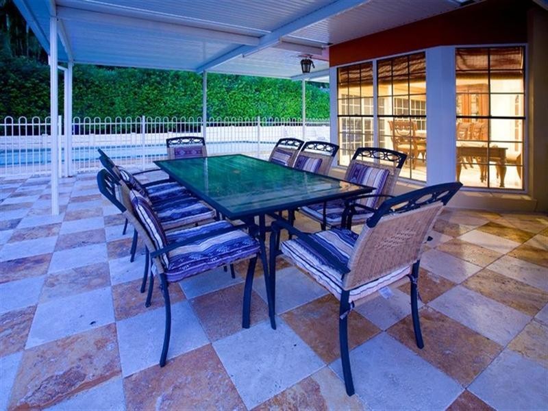 13 Turnberry Place, Carindale QLD 4152